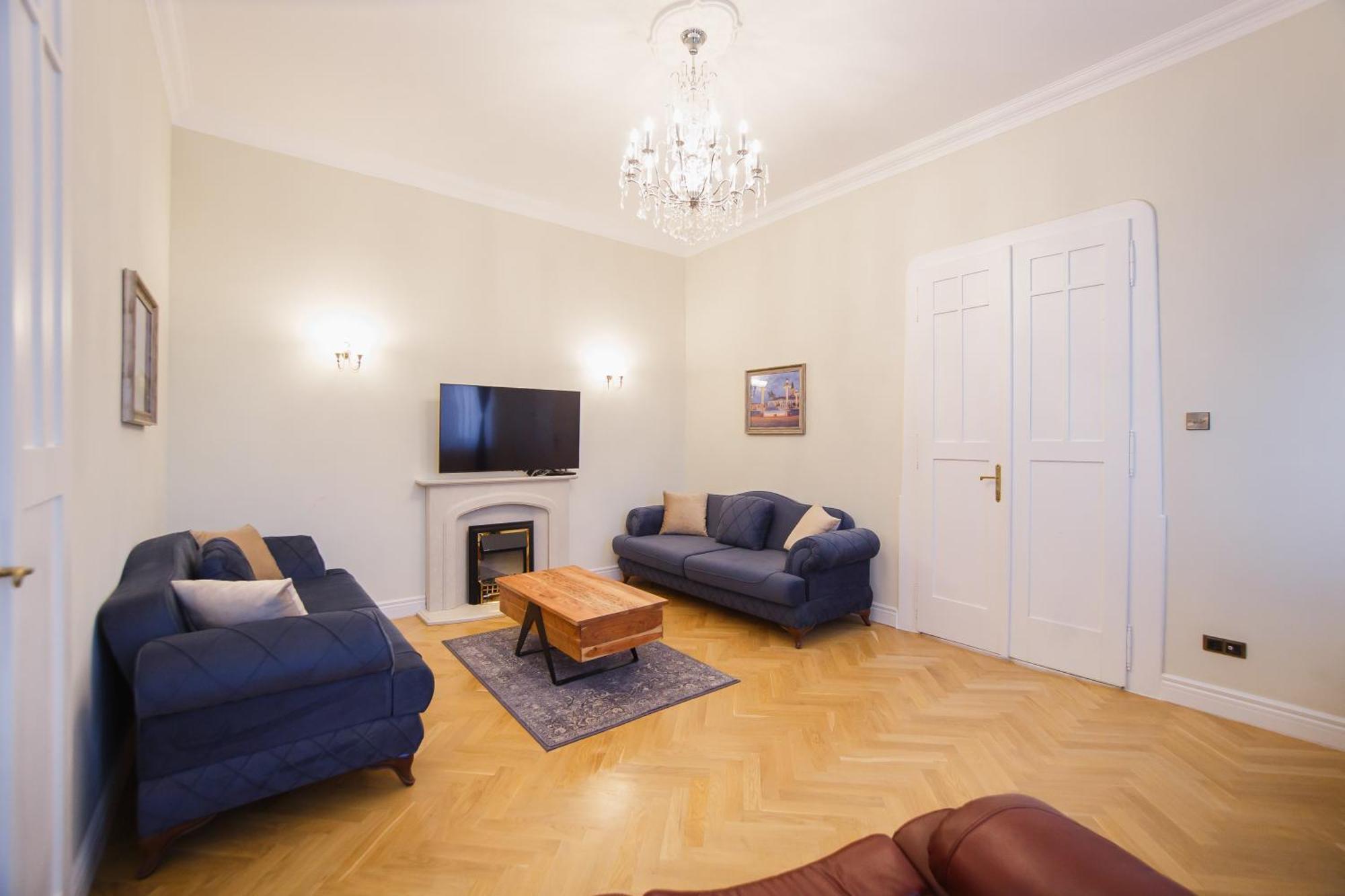 Apartament Retro Vibes Near Piata Unirii Oradea Zewnętrze zdjęcie