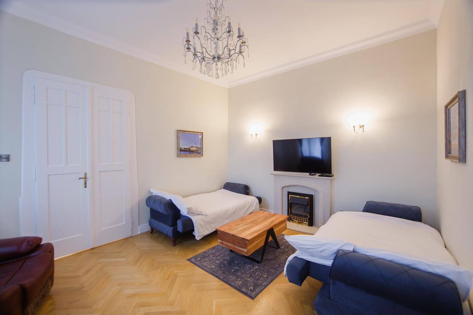 Apartament Retro Vibes Near Piata Unirii Oradea Zewnętrze zdjęcie